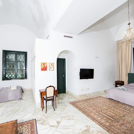 Appartement Prive Dans Une Grande Maison D'Hote La Marsa Eksteriør billede